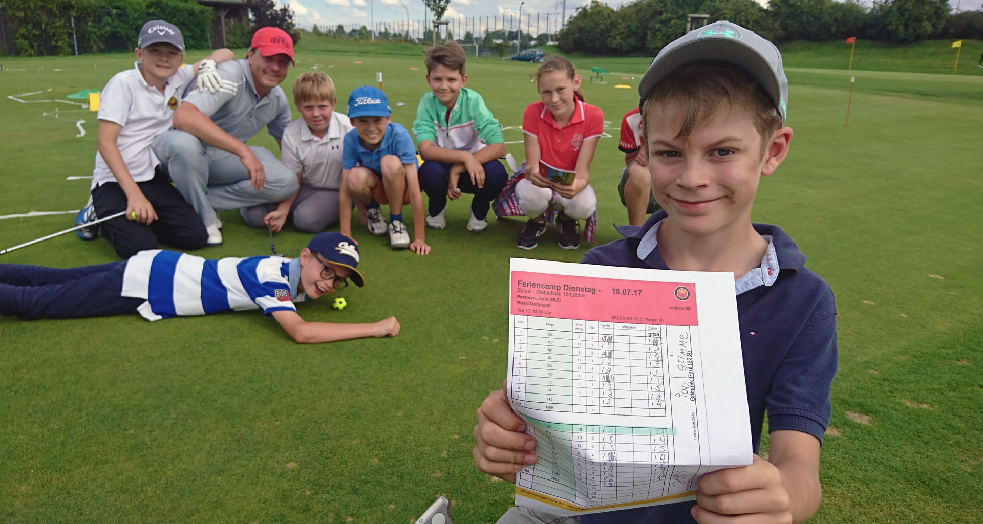 Scorecard mit Hole in One an der 10